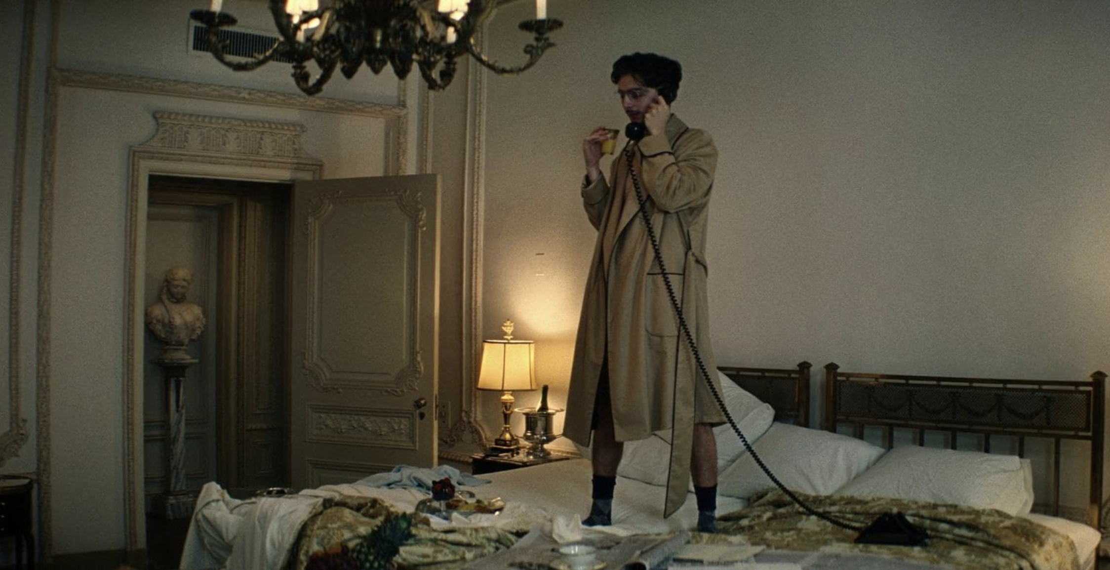 Tonos film still